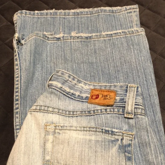 Buckle Denim Jeans - Picture 7 of 8